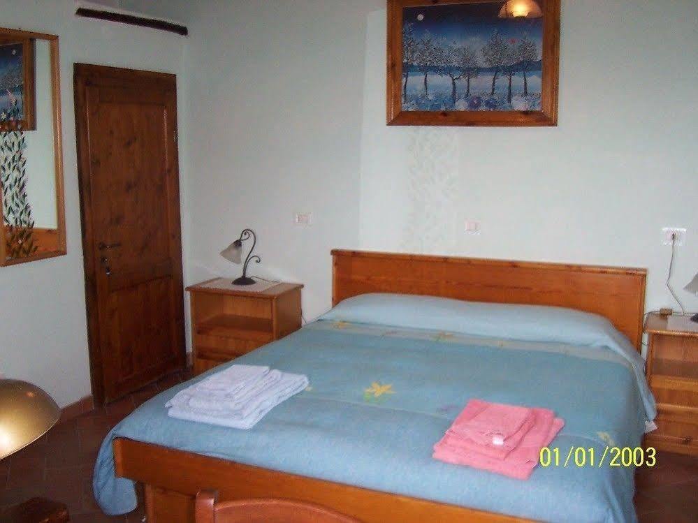 Ferienwohnung Agriturismo Bio Tra Cielo E Terra Grutti Exterior foto