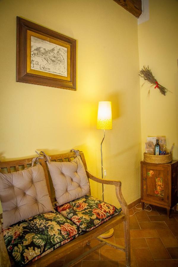 Ferienwohnung Agriturismo Bio Tra Cielo E Terra Grutti Exterior foto